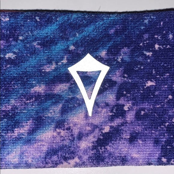 Ivviva Lululemon Reversible Headband - Picture 5 of 7